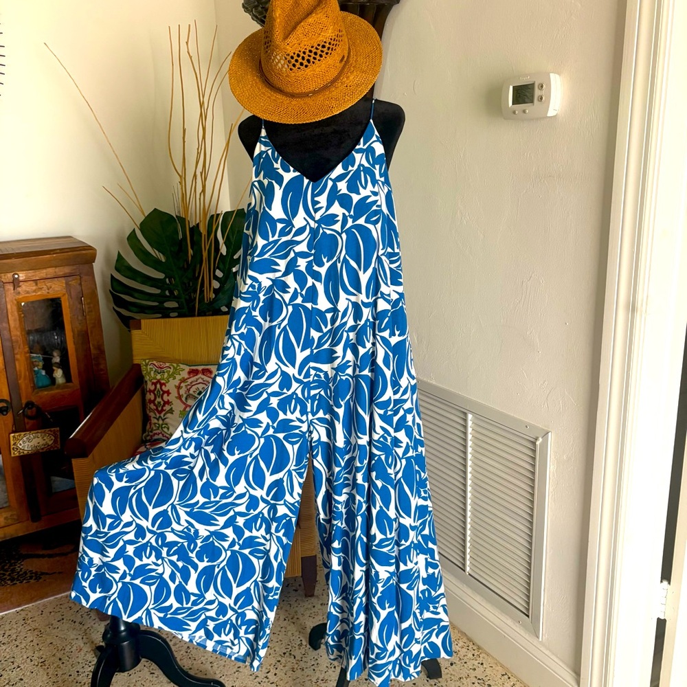 Traffic People Blue and White Floral Wide-Leg Jumpsuit